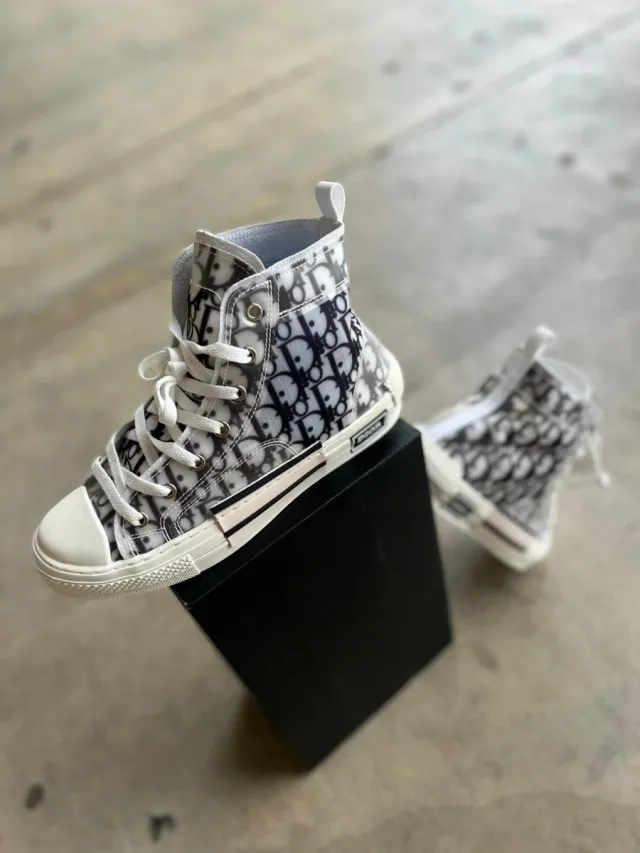 Zapatilla Dior Alta Negra y Blanca