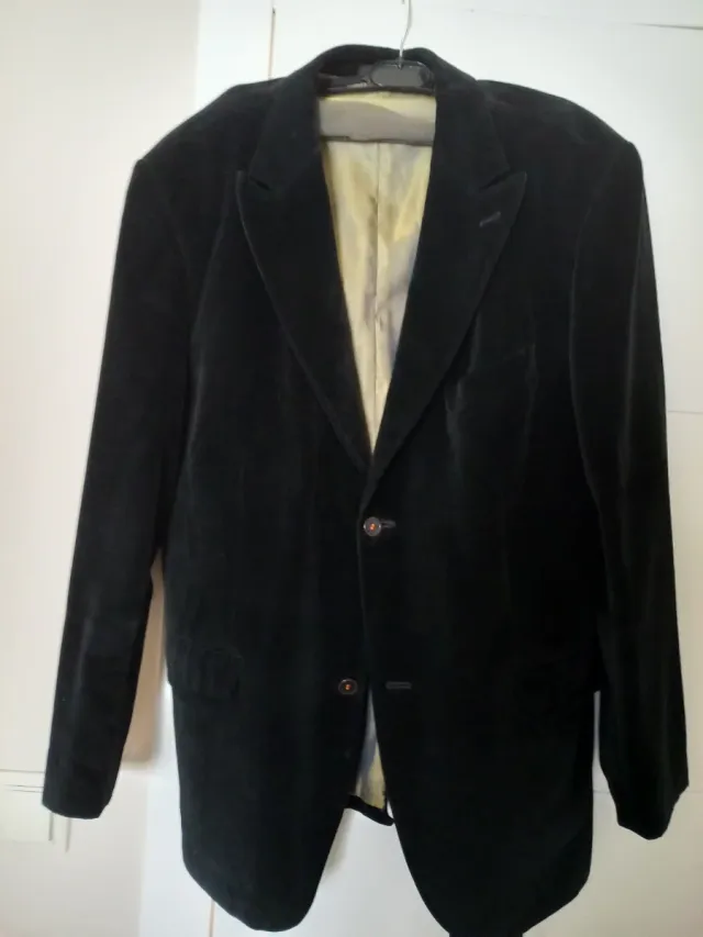 Chaqueta de pana negra