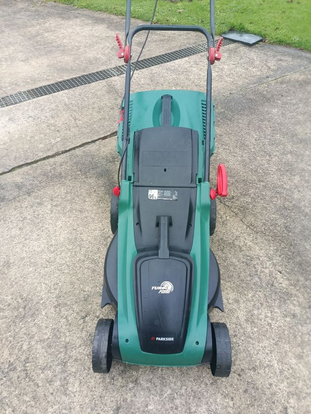 Cortacésped Eléctrico Parkside PRM 1800