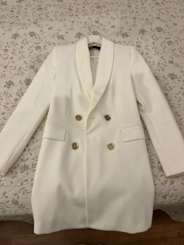 Blazer blanco de doble botonadura XS