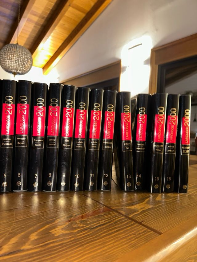 Enciclopedia Larousse 2000 completa | 16 tomos