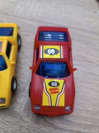 Lotto 2 macchinine Turbo Racing