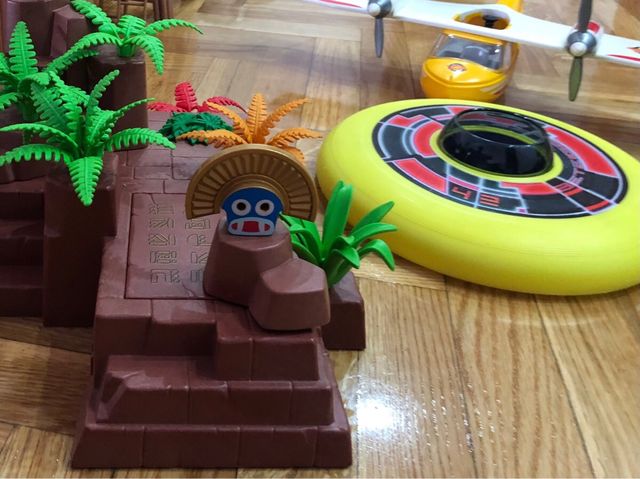 Lote Playmobil: Avión, Coche y Disco