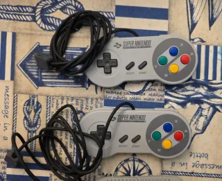 Consola Super Nintendo Mini + 2 Mandos + cables