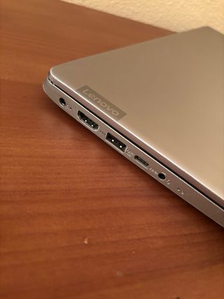 Portátil Lenovo AMD A9 Raedon R5