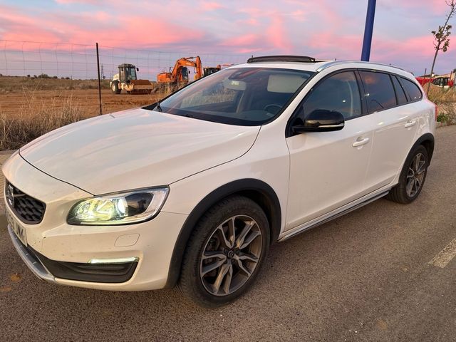 Volvo V60 Cross Country Automático Diésel.NoAdBlue