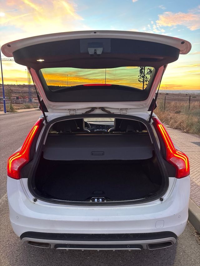 Volvo V60 Cross Country Automático Diésel.NoAdBlue