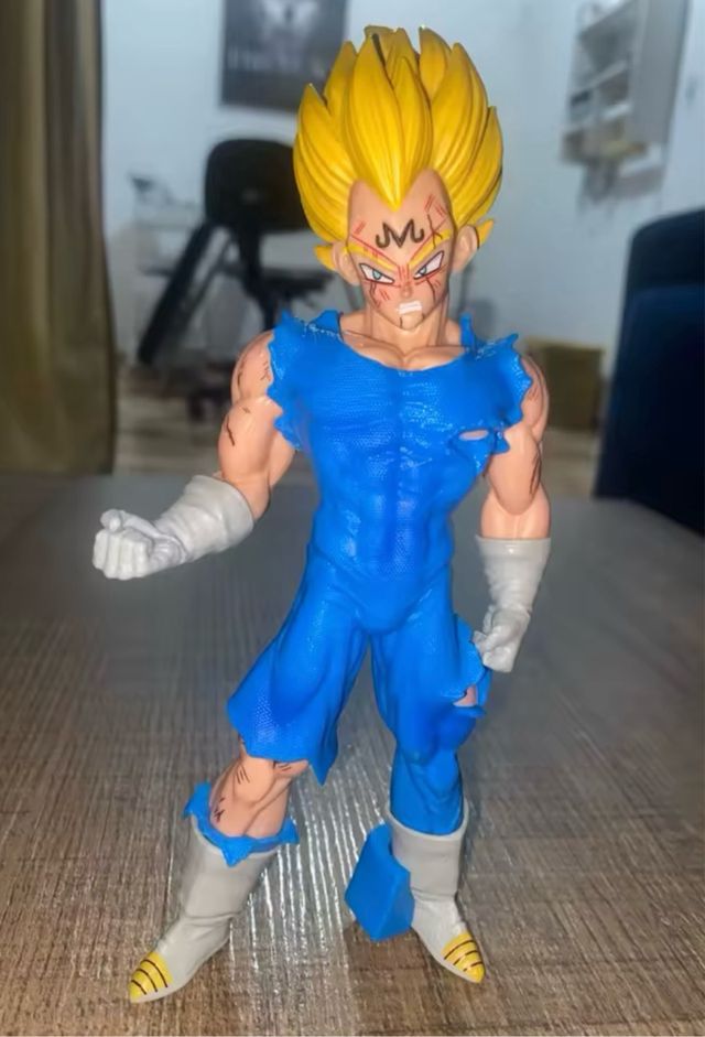 Figura Dragon Ball Z Vegeta Majin