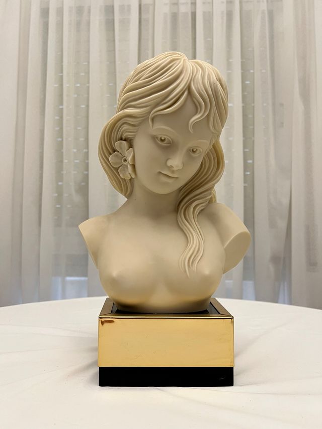 Busto de mujer