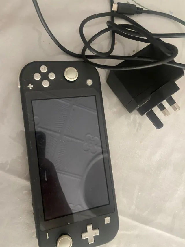 Nintendo Switch Lite Negra