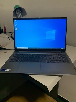 Portátil Lenovo ThinkPad Negro