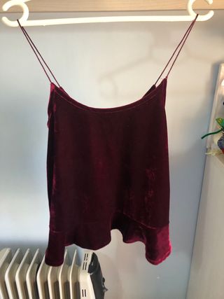 Camiseta tirantes terciopelo morado Talla S