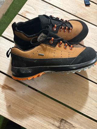 Zapatos de Seguridad Marrones y Negros