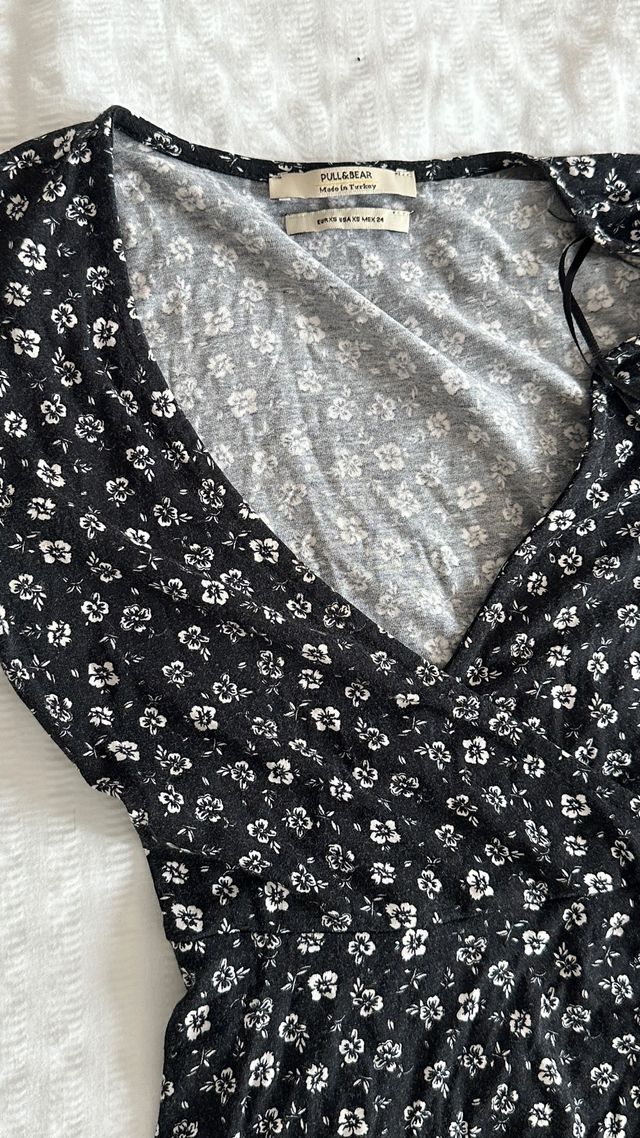 Vestido floral Pull&Bear verano XXS