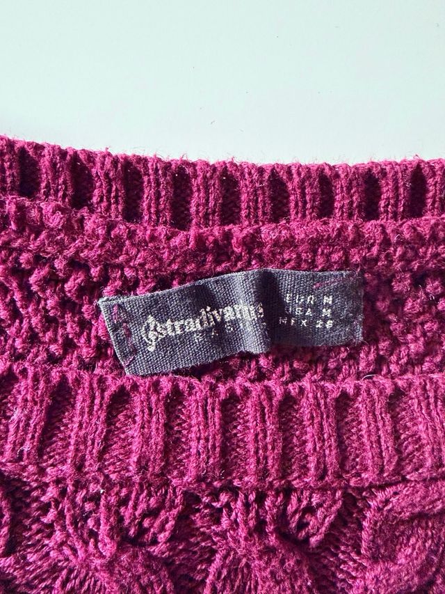 Jersey Stradivarius trenzado morado Talla M