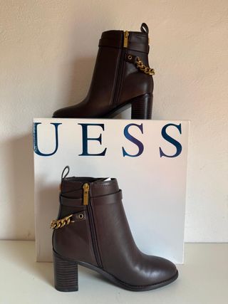 Botines tacón Guess Marrones Talla 36