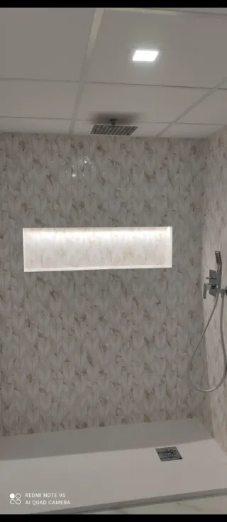 Reformas en General CR cambiamos bañera por ducha