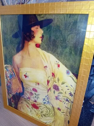 Donna Quadro dorato con scialle Manila