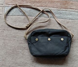 Bolso bandolera Bimba y Lola negro y dorado