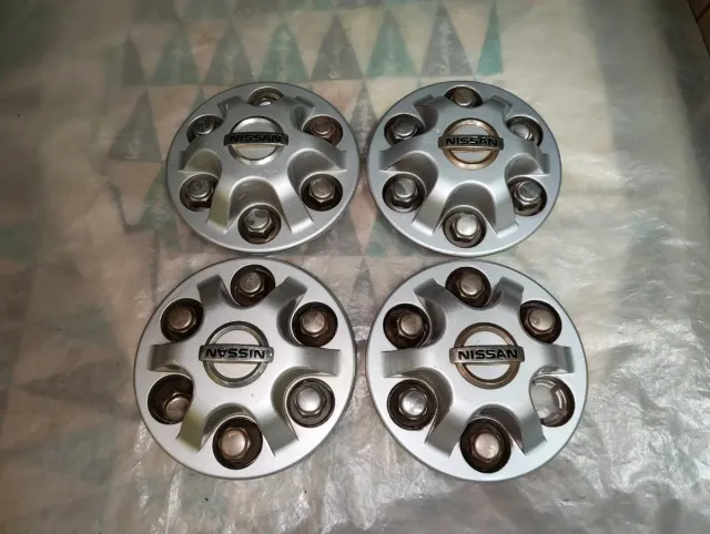 Tapacubos Nissan Pathfinder (4 unidades)