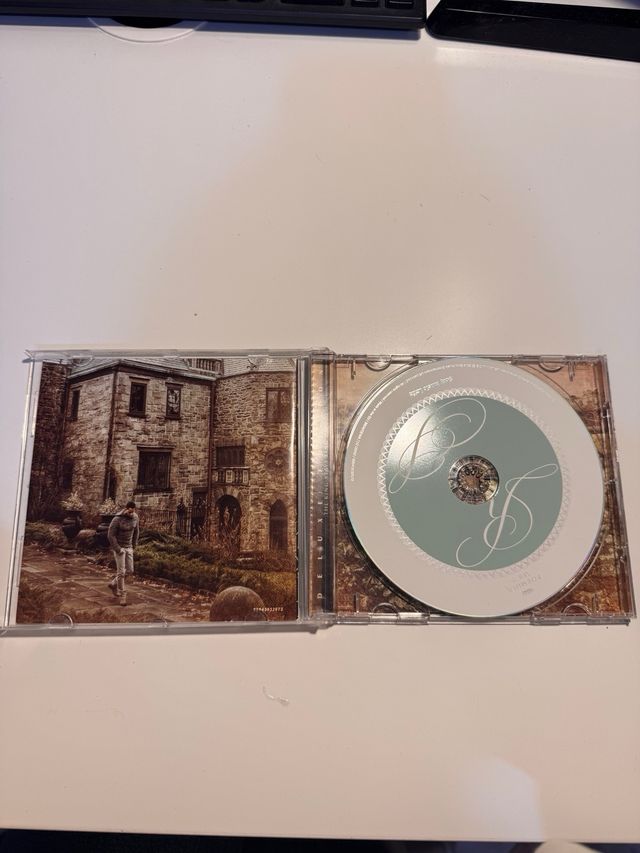 CD Romeo Santos Formula Vol. 2 Deluxe