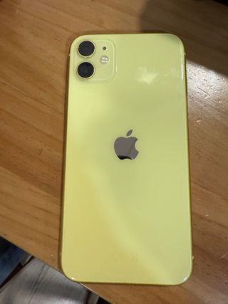 iPhone 11 giallo