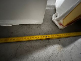 Lavandino bagno in ceramica bianco