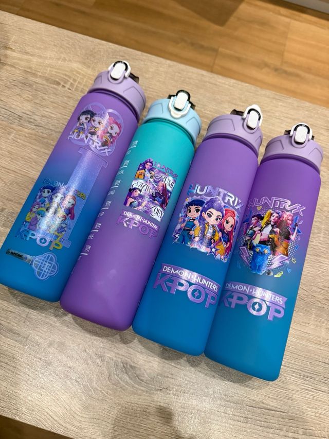 Botellas Huntrix K-POP Demon Hunters