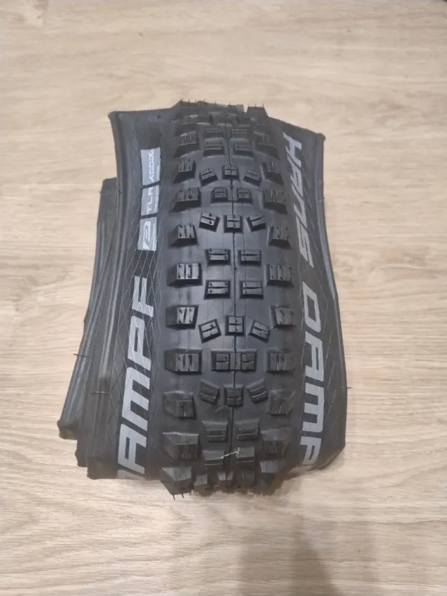 Cubierta Hans Dampf 29x2.35