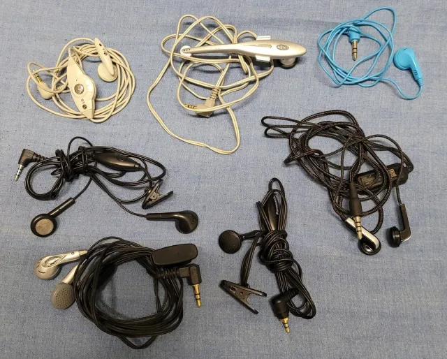 Auricolari Nokia Cellulari Cavi Vari