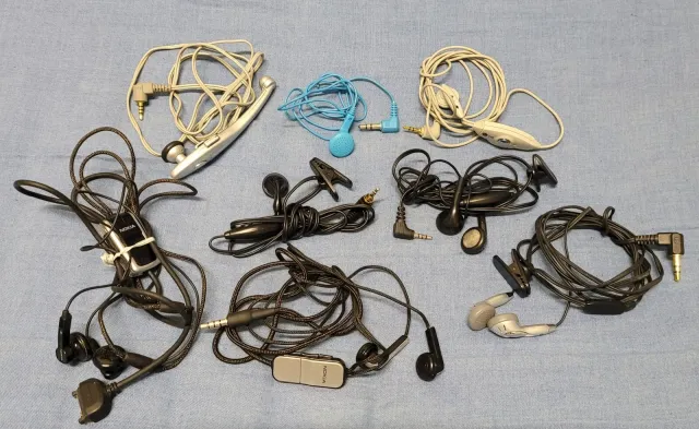 Auricolari Nokia Cellulari Cavi Vari