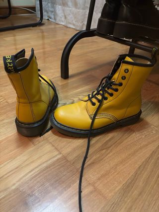 Botas Dr. Martens 1460 Amarillas
