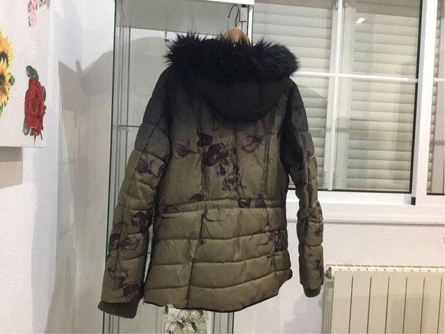 Chaqueta Desigual verde y morada