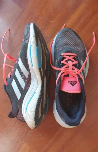 Scarpe Adidas uomo nere e rosa