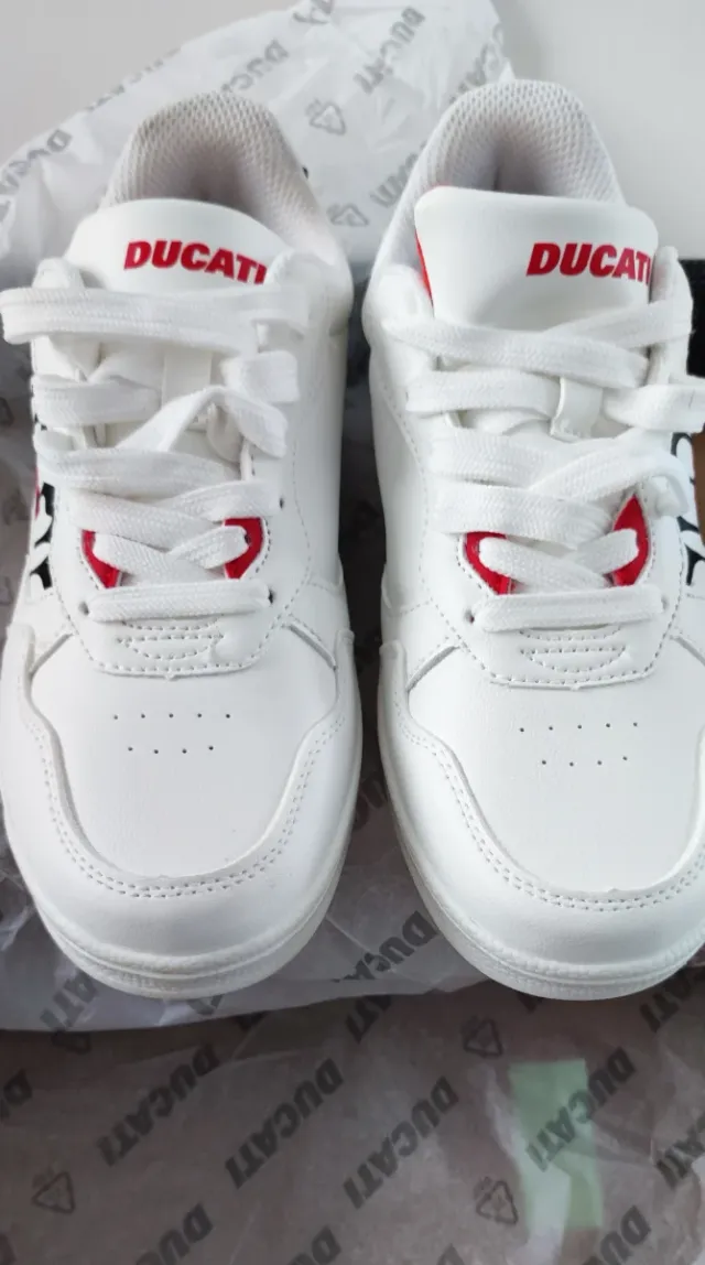 Scarpe Ducati bianche numero 37
