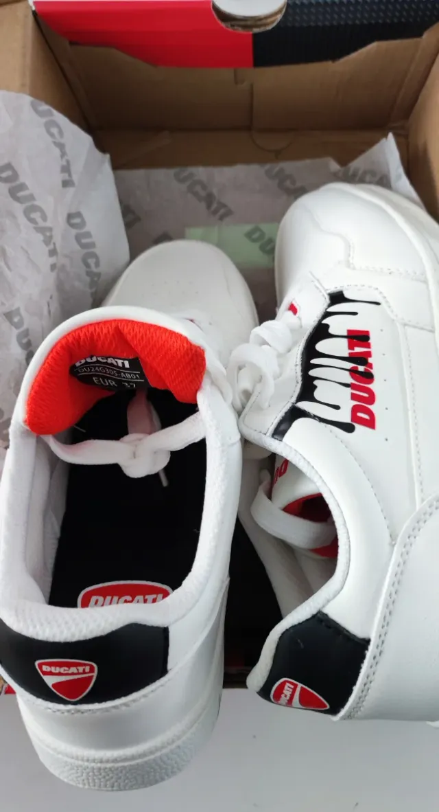 Scarpe Ducati bianche numero 37