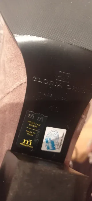 Botas altas Gloria Ortiz beige talla 40