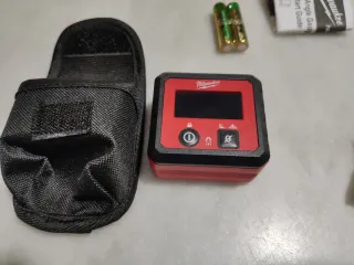 Inclinómetro Milwaukee Digital