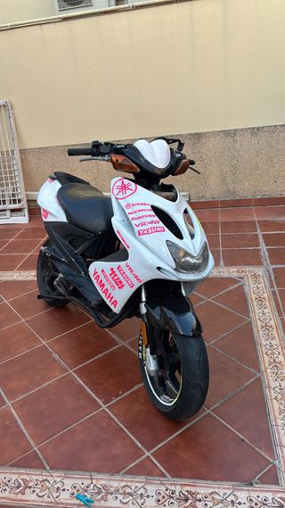 Yamaha Aerox Blanco