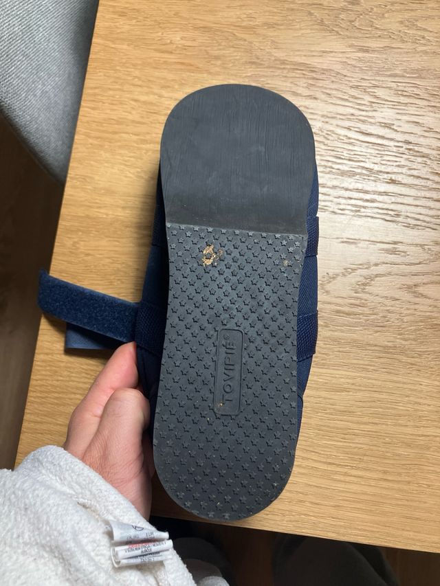 Bota ortopédica cuña invertida azul