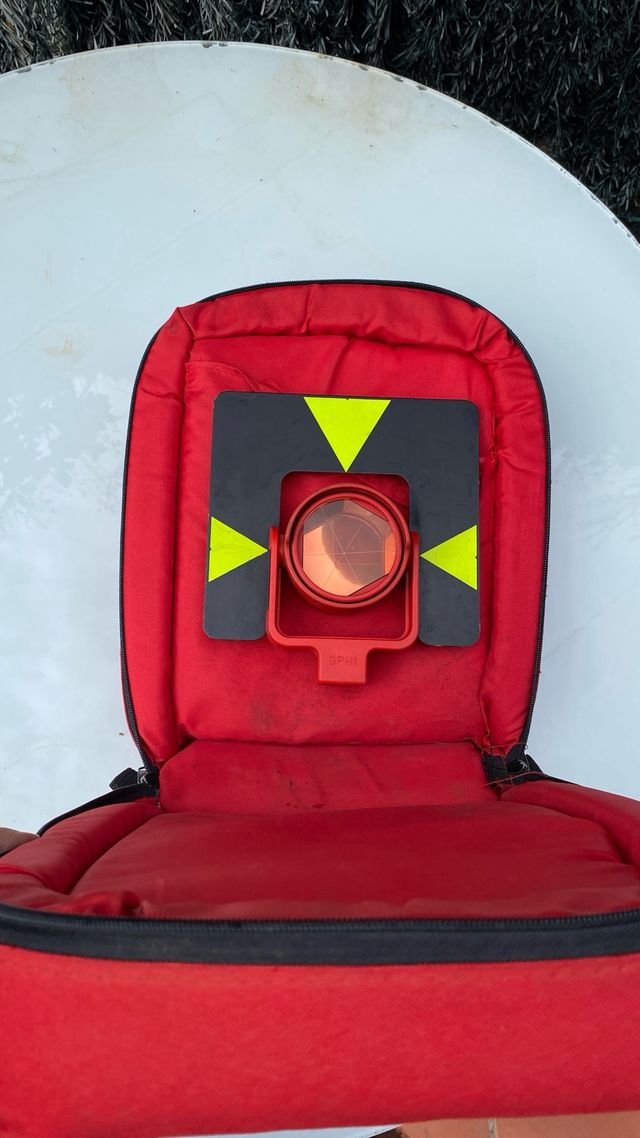 Prisma Topografía Leica