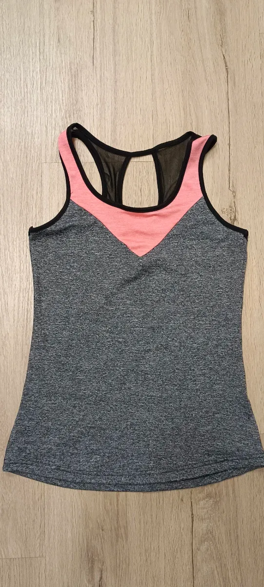 Camiseta deportiva Ergee gris y rosa Talla XS