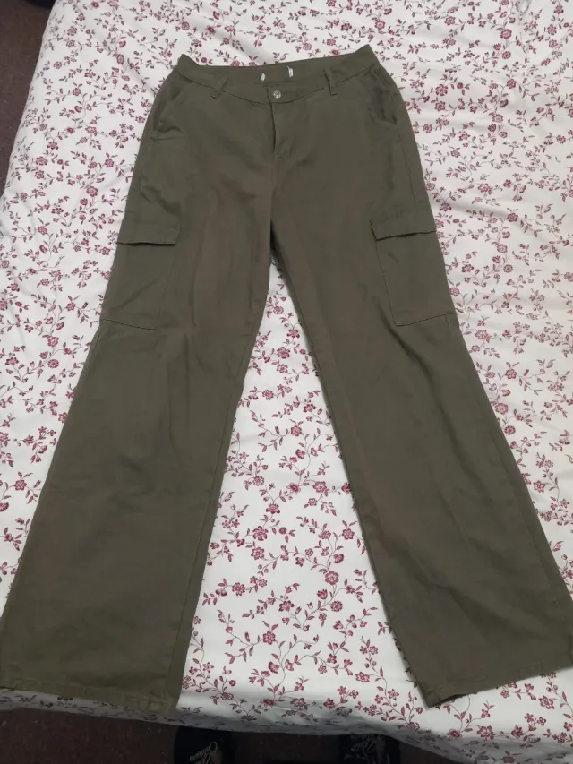 Pantalón cargo verde