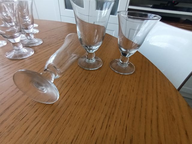 Juego 18 copas de cristal modernas sin usar