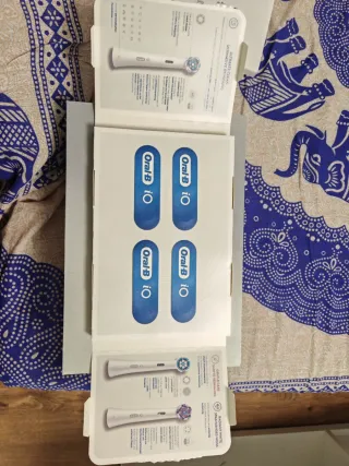 4 Repuestos Oral B IO Caja Precintada