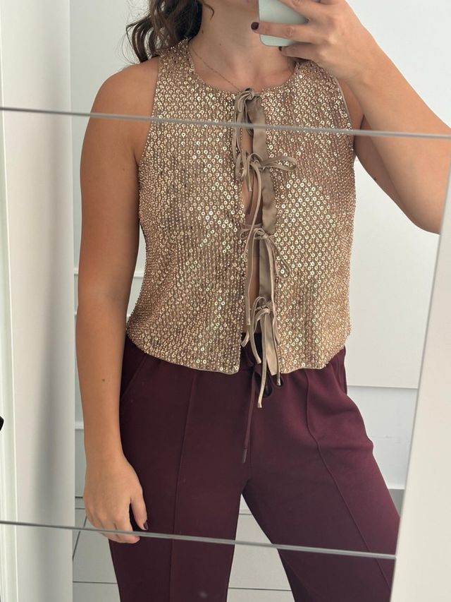 Chaleco Mango Talla M Dorado Lentejuelas