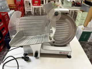 Cortadora de fiambres profesional Beckers