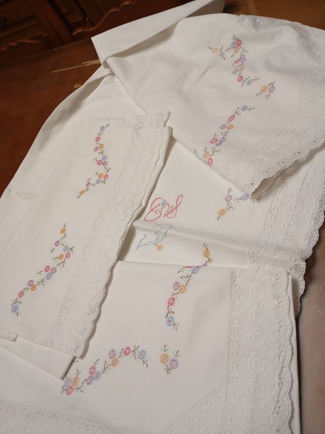 Juego de cama algodón bordado floral