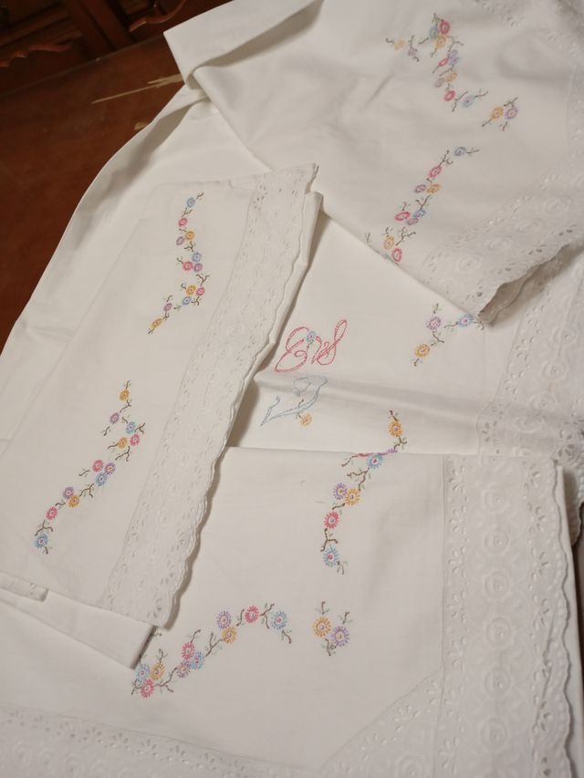 Juego de cama algodón bordado floral