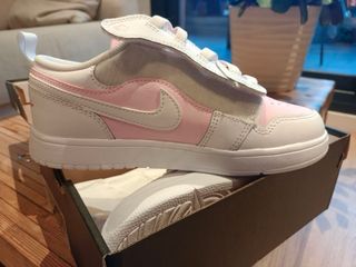 Jordan Bambas Niña Rosa y Blanco